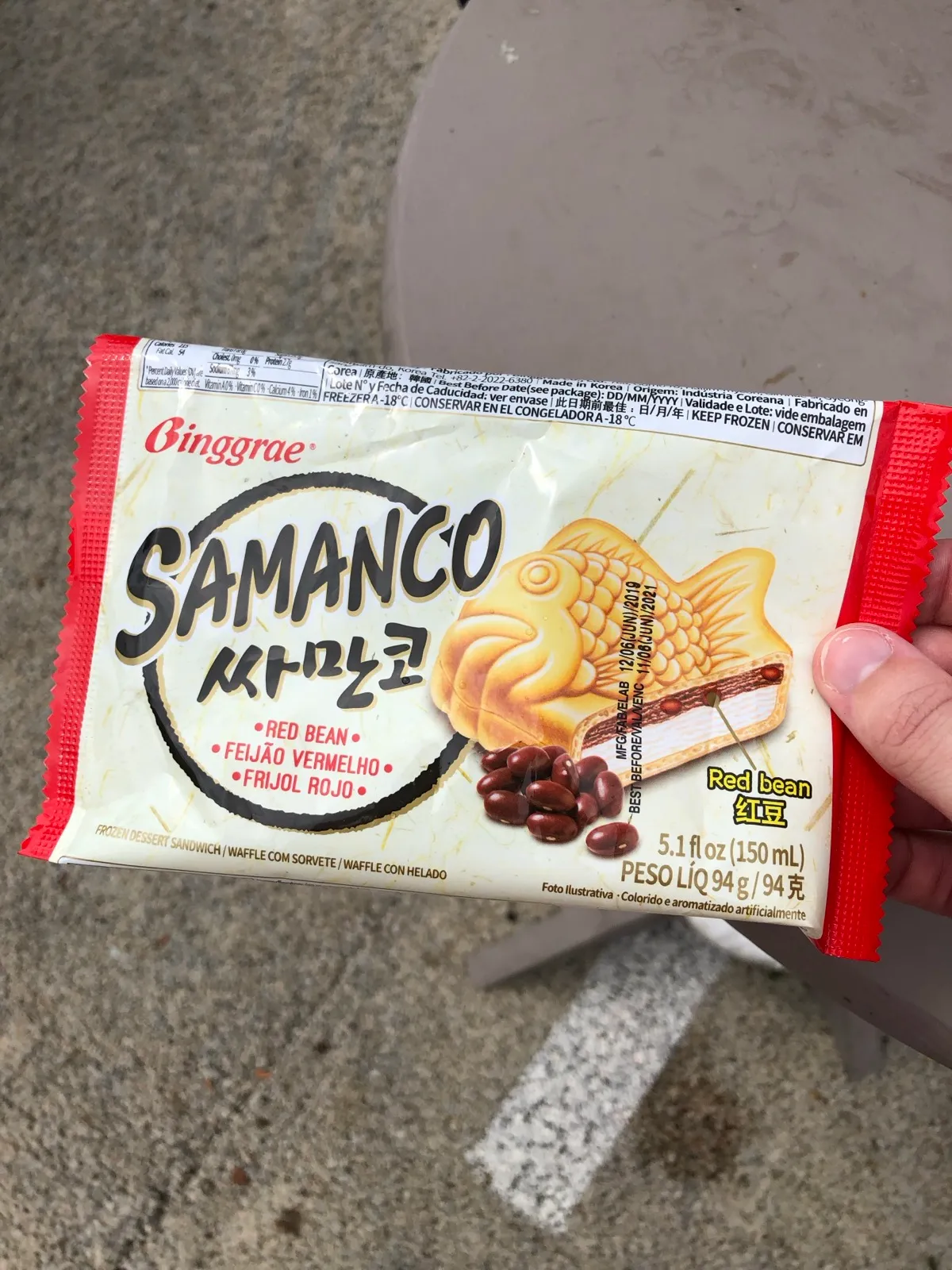 A Samanco red-bean fish-shaped ice cream sandwich, the snack I discovered at the Japanese Festival.